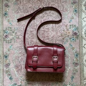 Chic Burgundy Crossbody Bag